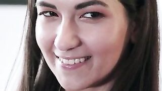 Moona Snake has arrived for a vacation with her boyfriend, John Price. When she walks inside the flat that they've