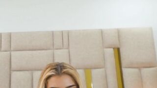 Sexy Babe Showing Her Body And Making Herself Cum