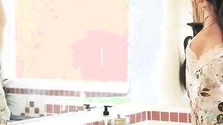 Cute chaturbate watches herself in the mirror while masturbating