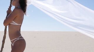 Belgian beauty stripping in the desert
