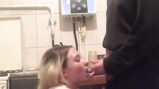 Tattooed blonde Hot gives an good oral sex
