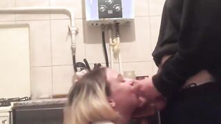 Tattooed blonde Hot gives an good oral sex