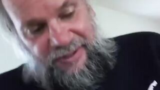 19 Yo Helps Grandpa Gave Orgasm by Fuck