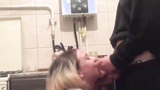 Tattooed Blonde Bombshell gives an Stunning Beauty Oral Sex