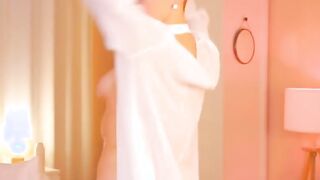 beauty Blonde Pleasures her Leaking Pussy