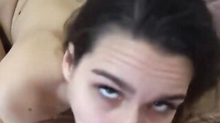 Girl at a convention loves to suck penis