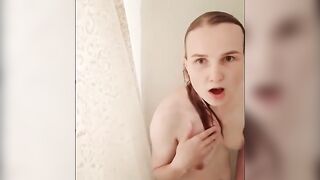 Amazing 19 yo wants you to watch her shower