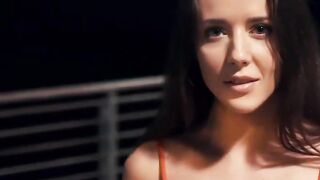 Filthy babe camgirl goes face down ass up as she masturbates for you