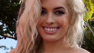 Passionate all natural blondie stripping