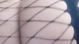 Hot Babe with big ass masturbates and fingering herself