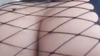 Hot Babe with big ass masturbates and fingering herself