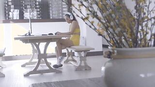 Step Sis "I put my controller on my vagina and it made