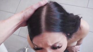 Tiny Slut Jazmin Luv Seduces Gigantic Dude And Getting Pounded! In The