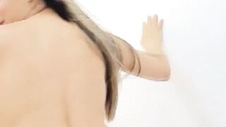 Babe With Perfect Body Shape Finger Her Wet Pussy
