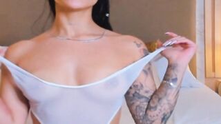 Sweet Solo Masturbation From A Long Hair Babe