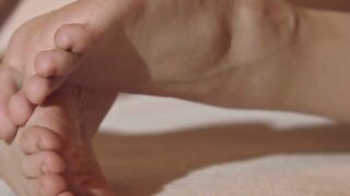 Cute teenie rips her pantyhose open and masturbates to an orgasm