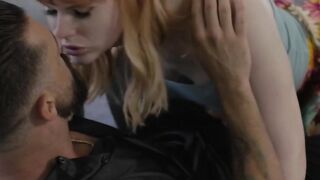 Busty TS Lianna Lawson gets analed