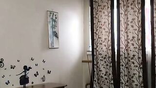 Hot Chick loves masturbating with her dildo
