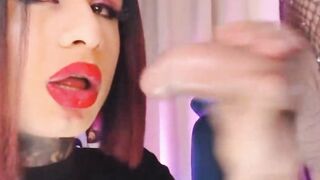 Redhead Tranny Sucking Thick Cock