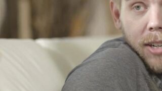 Trans stepsis gives stepbro blowjob tips