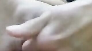 Hot Teen fingering her wet pussy on webcam