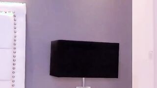 Blonde Toying babe Big Ass