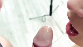 #DOEGIRLS - Carolina Abril Blows Her Man After Doing Dishes