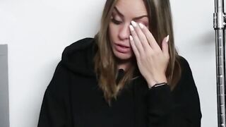 Jaimie Vine Getting her Mom Pussy Banged for Shoplifting Precious Jewelry