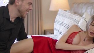 Tranny babe Crystal Thayer analed by husband