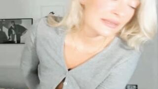 Blonde Hot Babe Fucks Herself Using Her Dildo