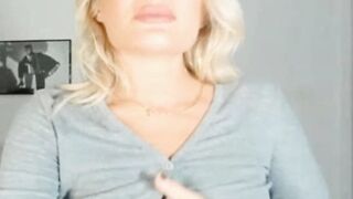 Blonde Hot Babe Fucks Herself Using Her Dildo