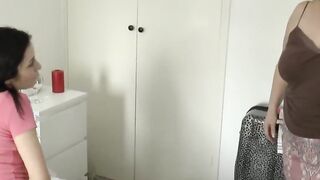 Dyke Sex Dildos Grandma and Tongues her Vagina