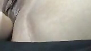 Hot Teen fucking her tight wet pussy on webcam
