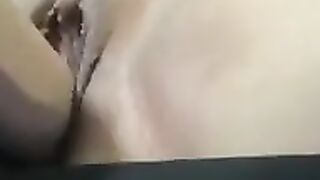 Hot Teen fucking her tight wet pussy on webcam