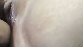 Hot Teen fucking her tight wet pussy on webcam