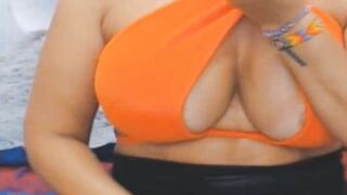 Nice Tits Babe Digging Her Hole With Her Toys