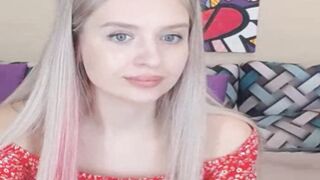 Skinny Blonde Babe Got Her First Wild Real Orgasm