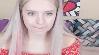 Skinny Blonde Babe Got Her First Wild Real Orgasm