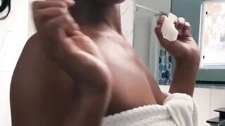 sexy Mocha Menage Wants To Shower With You