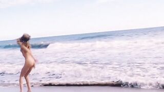 CHICAS LOCA - Tiffany & Kevin Wild Sex On The
