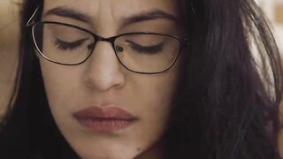 Beauty Stepsister Getting Treated For Her Nymphomania