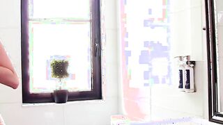Shake The Snake - Red Head Babe Have Shower Masturbation