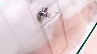 Shake The Snake - Red Head Babe Have Shower Masturbation