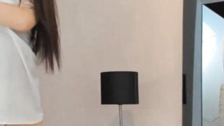 Sexy Babe Solo Clit Stimulation With Her Toy