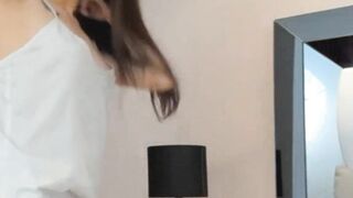 Sexy Babe Solo Clit Stimulation With Her Toy