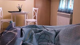Cryptobillionaire Waking up with nice sex tinder teen