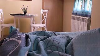 Cryptobillionaire Waking up with nice sex tinder teen