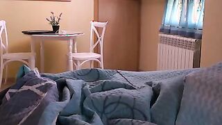 Cryptobillionaire Waking up with nice sex tinder teen