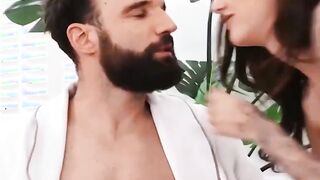 Hot Vulgar sexy (Kendra Cole) Getting Both Of Her Holes Filled With