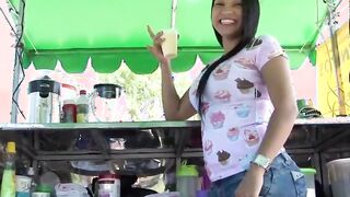 MAMACITAZ - Sara Restrepo and Pedro Nel - goddess Colombiana Has A